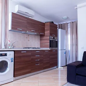 Garsoniere Dinu Apartament